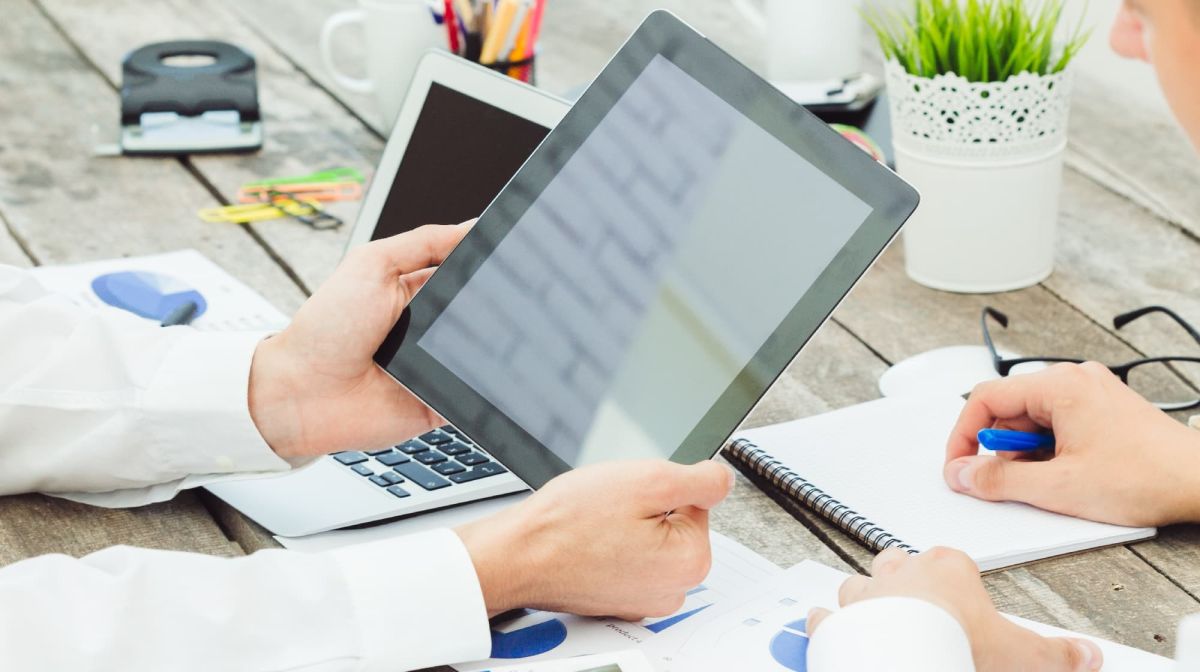 Veille réglementaire Hygiène, Sécurité, Santé & Environnement (HSE) :